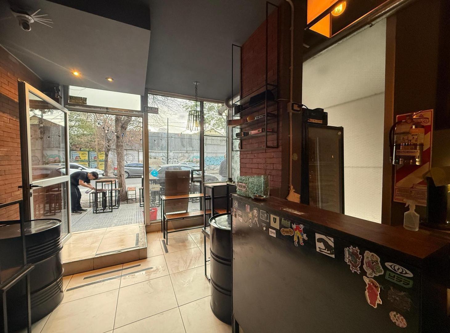 Foto de VENTA DE HERMOSO LOCAL CON RENTA EN BARRIO COFICO, imagen 2