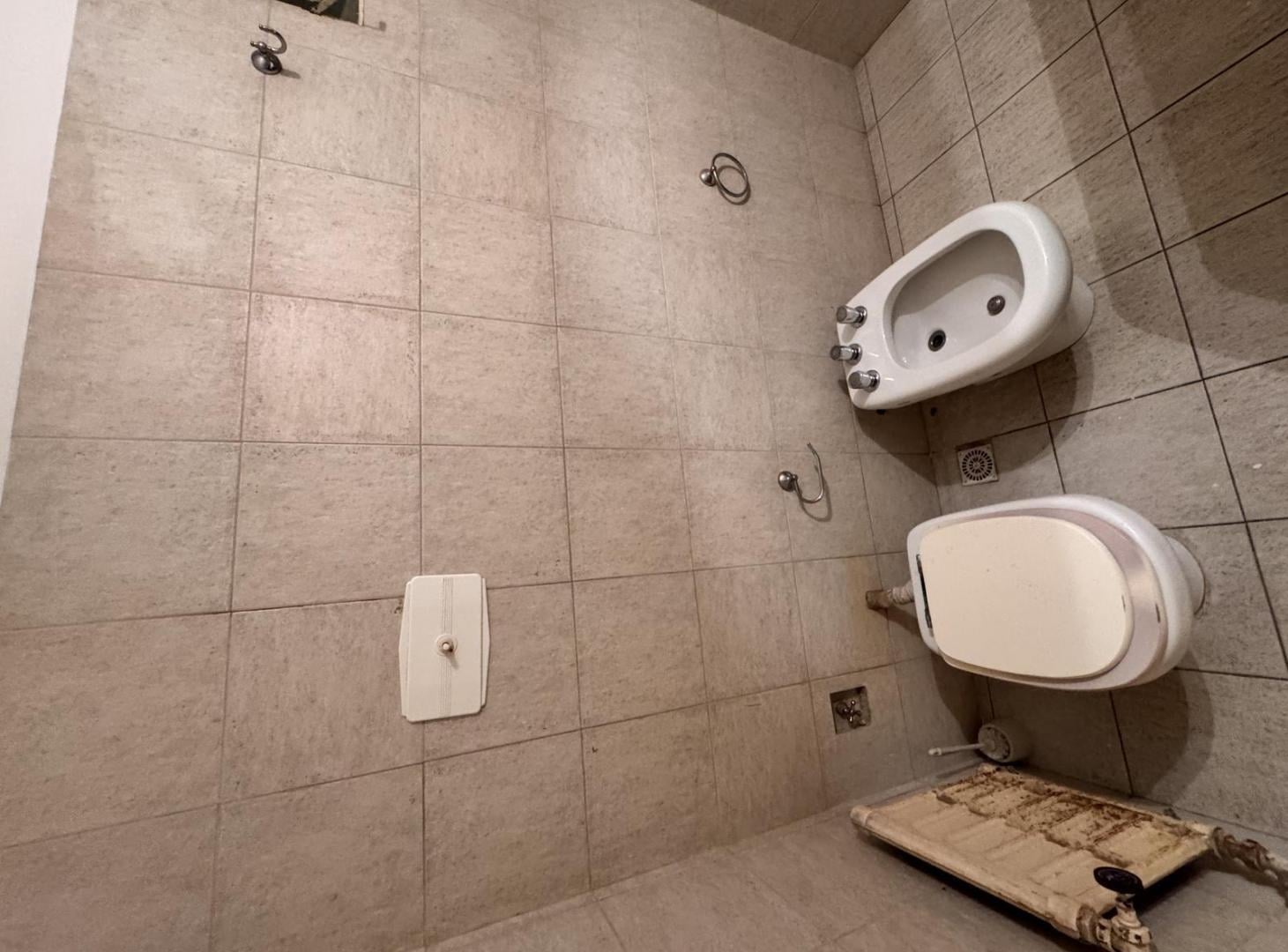 Foto de VENTA DEPTO SOBRE VELEZ SARFIELD AMOBLADO CENTRO, imagen 2