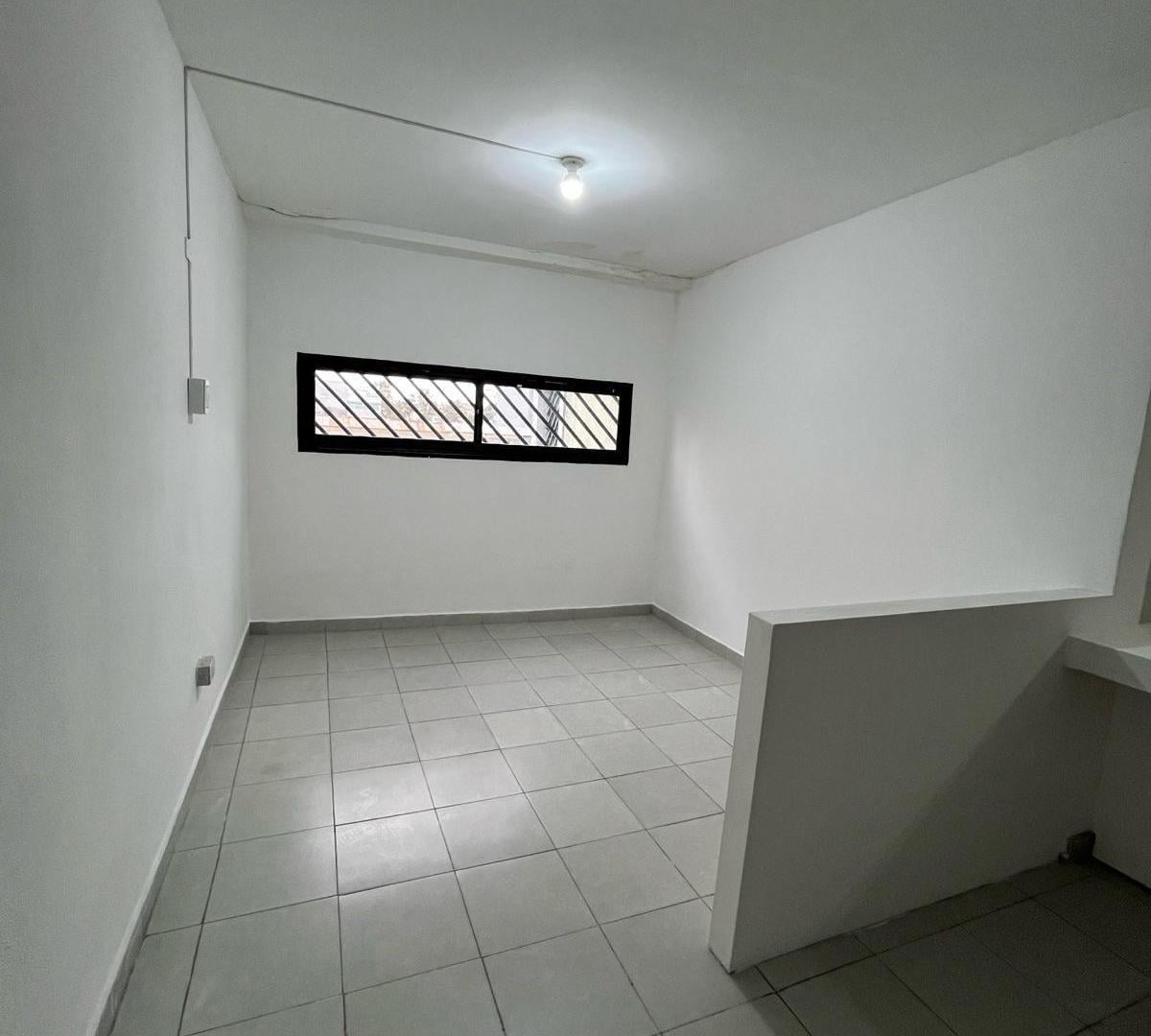 Foto de Oficina en alquiler, piso completo con ascensor en Barrio Alberdi, imagen 4