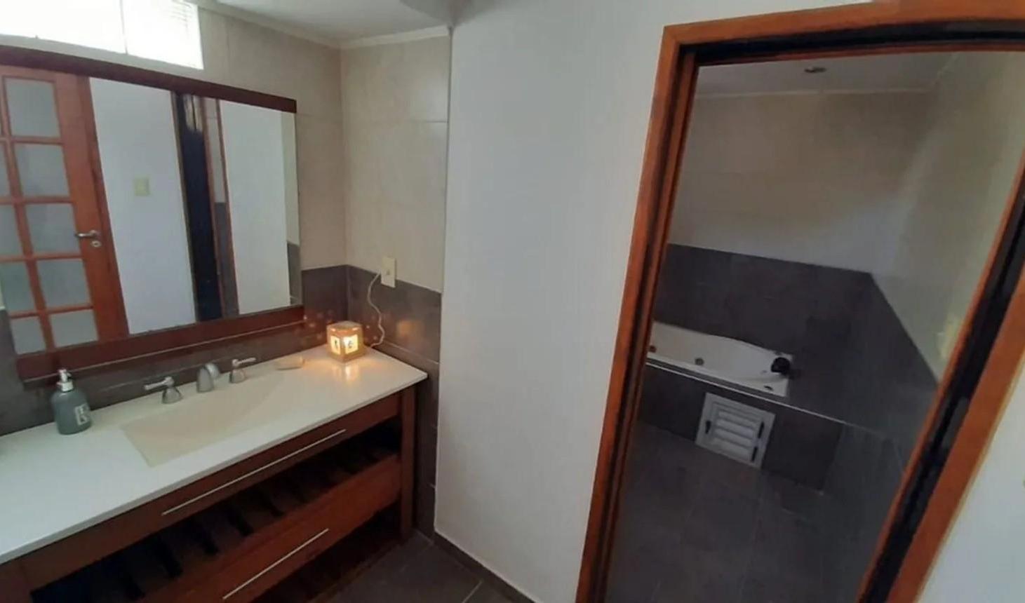Foto de VENTA CASA 3 DORMITORIOS PARQUE SIQUIMAN CÓRDOBA, imagen 5