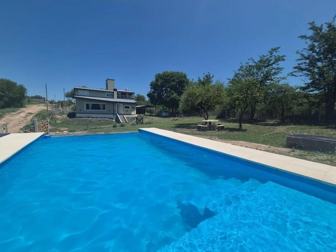 Foto de VENTA CASA 3 DORMITORIOS PARQUE SIQUIMAN CÓRDOBA, imagen 2