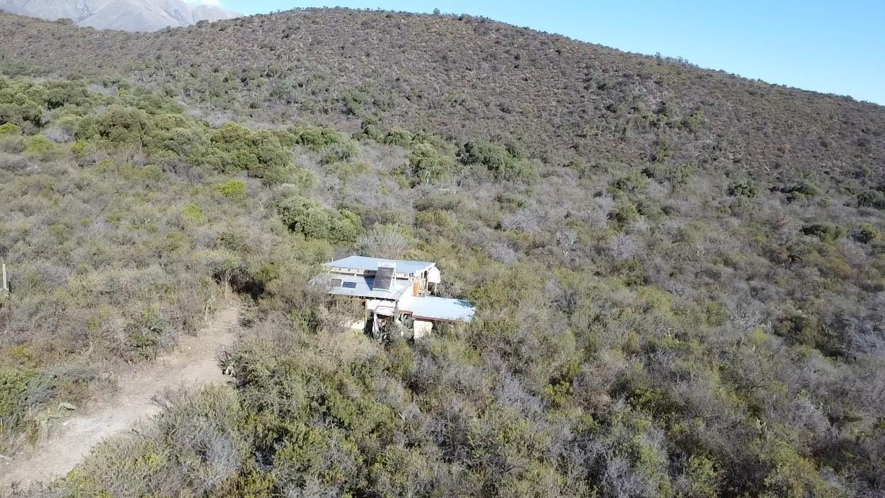 Foto de En Venta Casa de Adobe en las Sierras con Terreno de 2,3 Hectáreas en, imagen 3