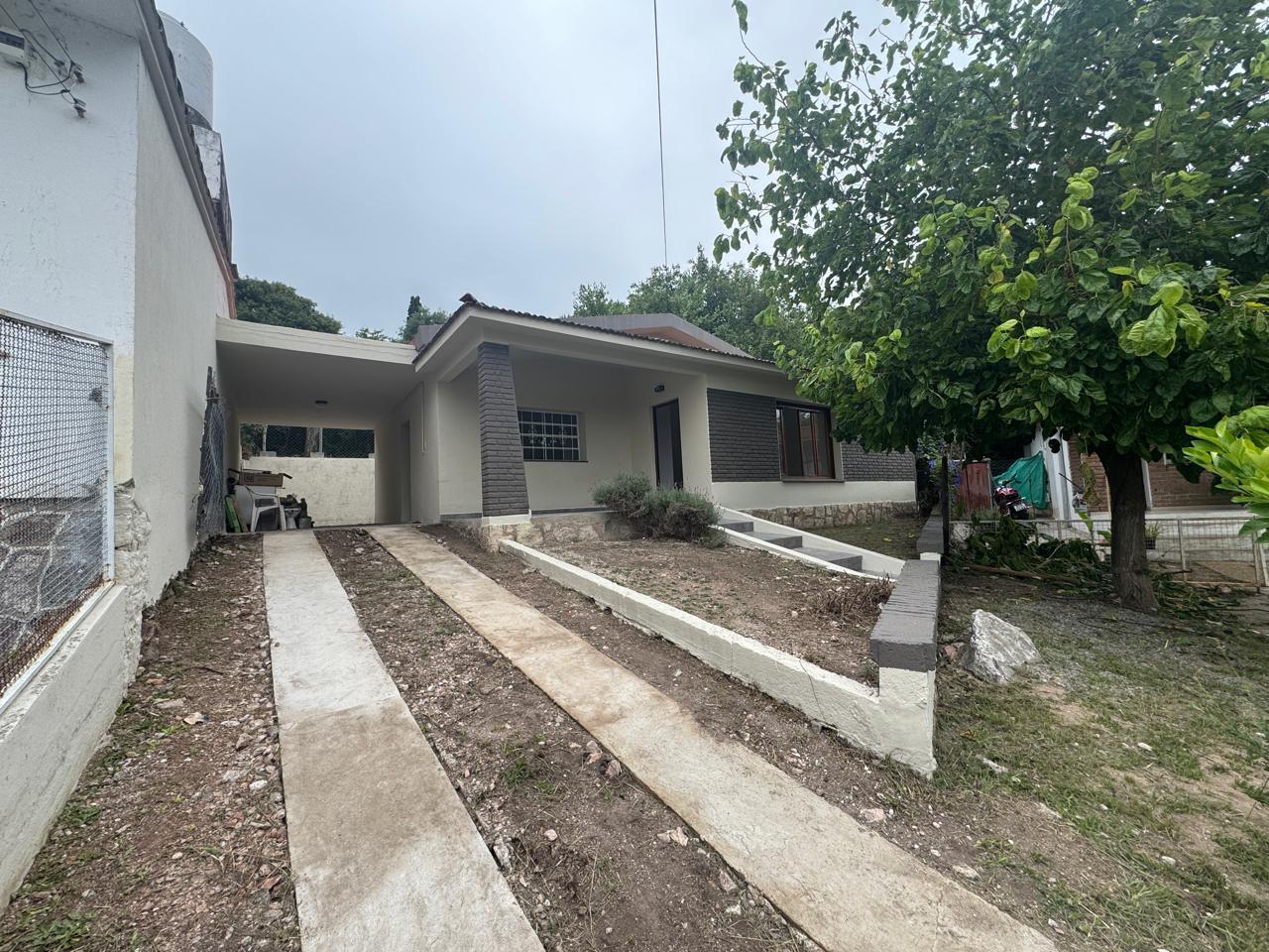 Foto de Venta de Casa Remodelada Integramente en la Tranquilidad de, imagen 5