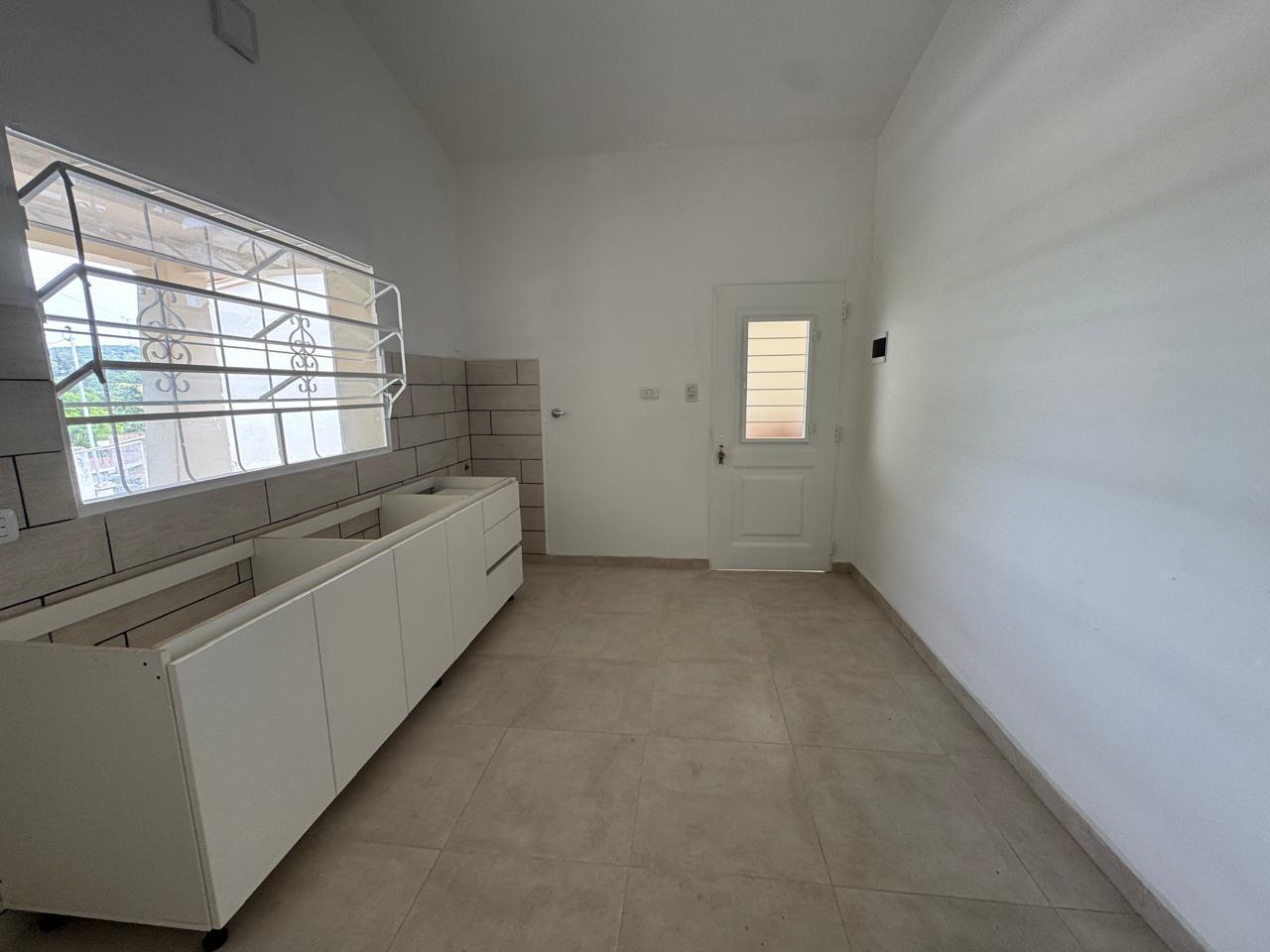 Foto de Venta de Casa Remodelada Integramente en la Tranquilidad de, imagen 5