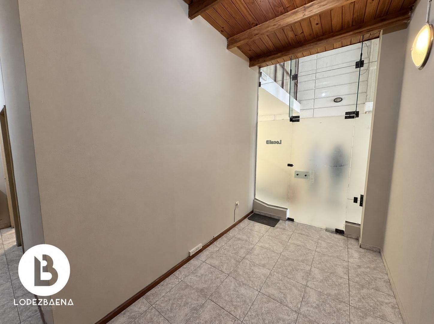 Foto de Local en Venta - Alquiler - 3 pisos - 5 box privados, imagen 1