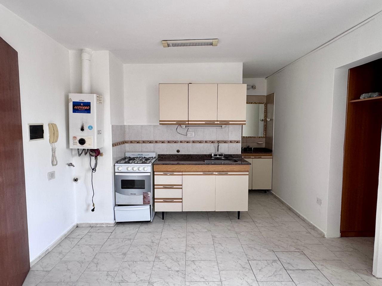 Foto de ALQUILER - Departamento super luminoso con 2 Dormitorios y 2 Baños!!, imagen 3