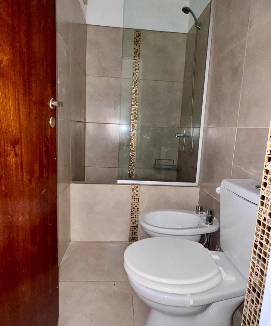 Foto de ALQUILER - Departamento super luminoso con 2 Dormitorios y 2 Baños!!, imagen 5