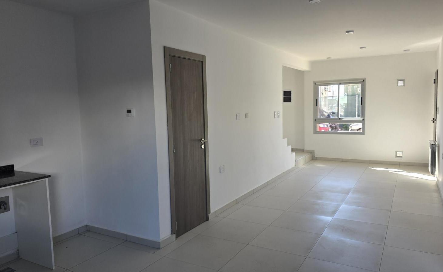 Foto de ALQUILER DUPLEX A ESTRENAR 3 DORMITORIOS DOCTA, imagen 3
