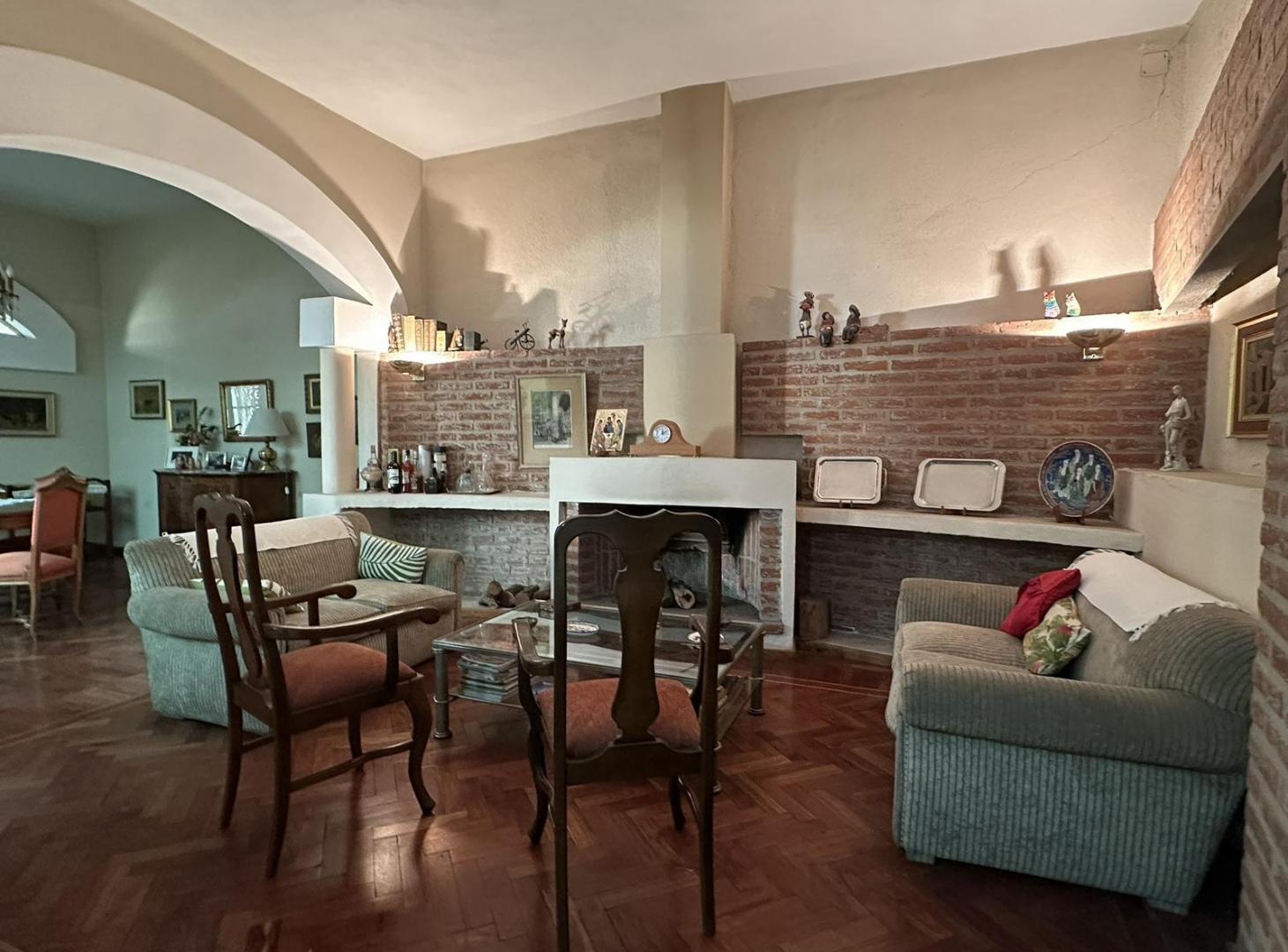 Foto de HERMOSA CASA EN ZONA CENTRO DE LA CIUDAD - COCHERA - PATIO - IDEAL, imagen 5