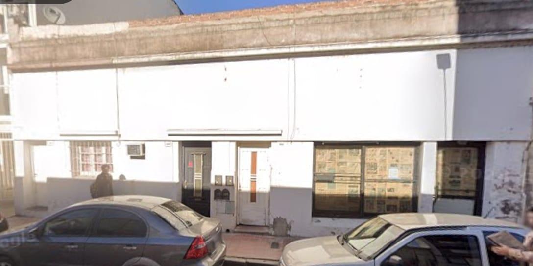 Foto de VendoTerreno, casa a demoler ideal desarrolistas 390 m2. alberdi, imagen 2