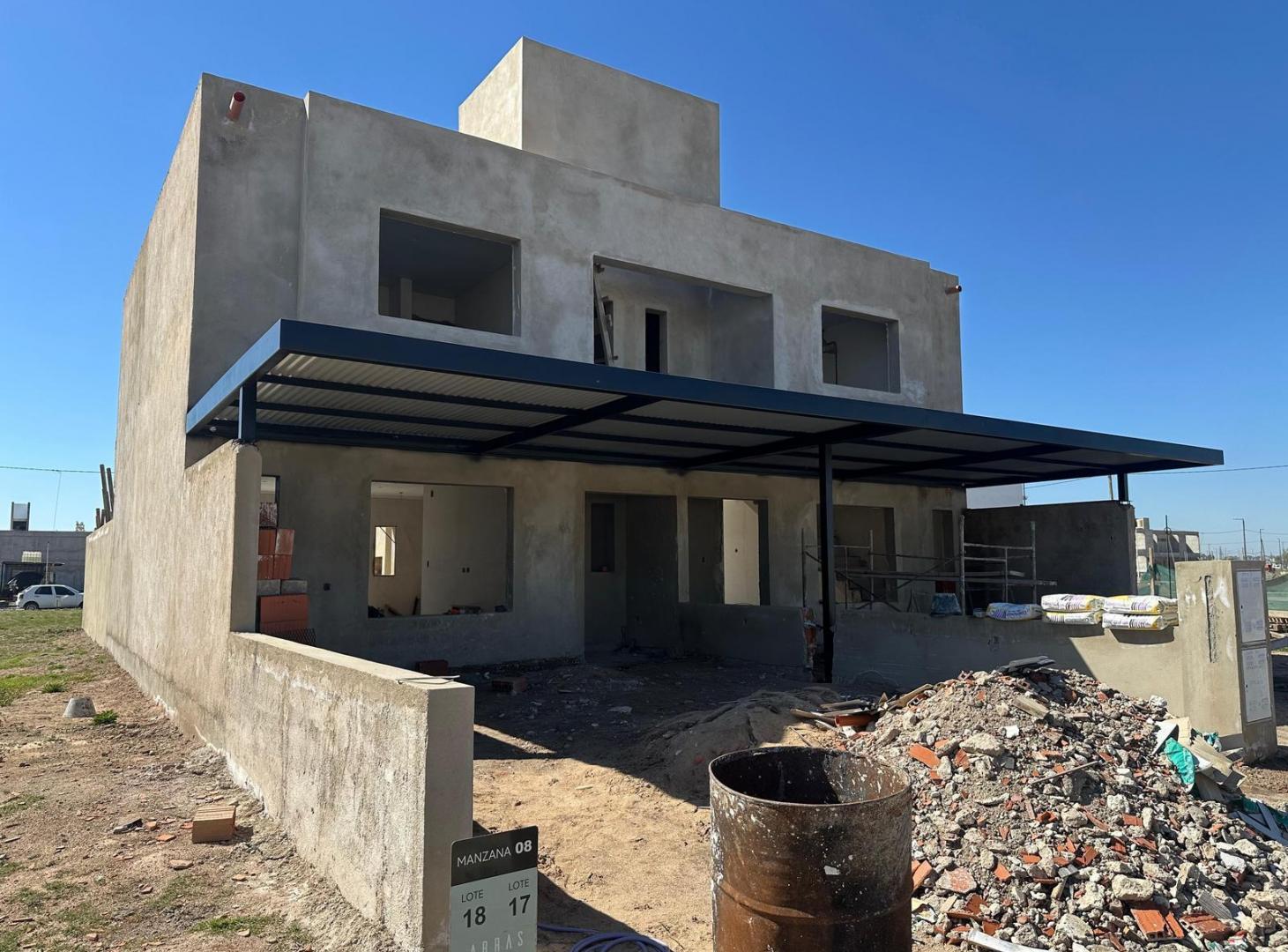 Foto de VENTA DÚPLEX 3 DORM EN ABRAS DE MANANTIALES, imagen 3