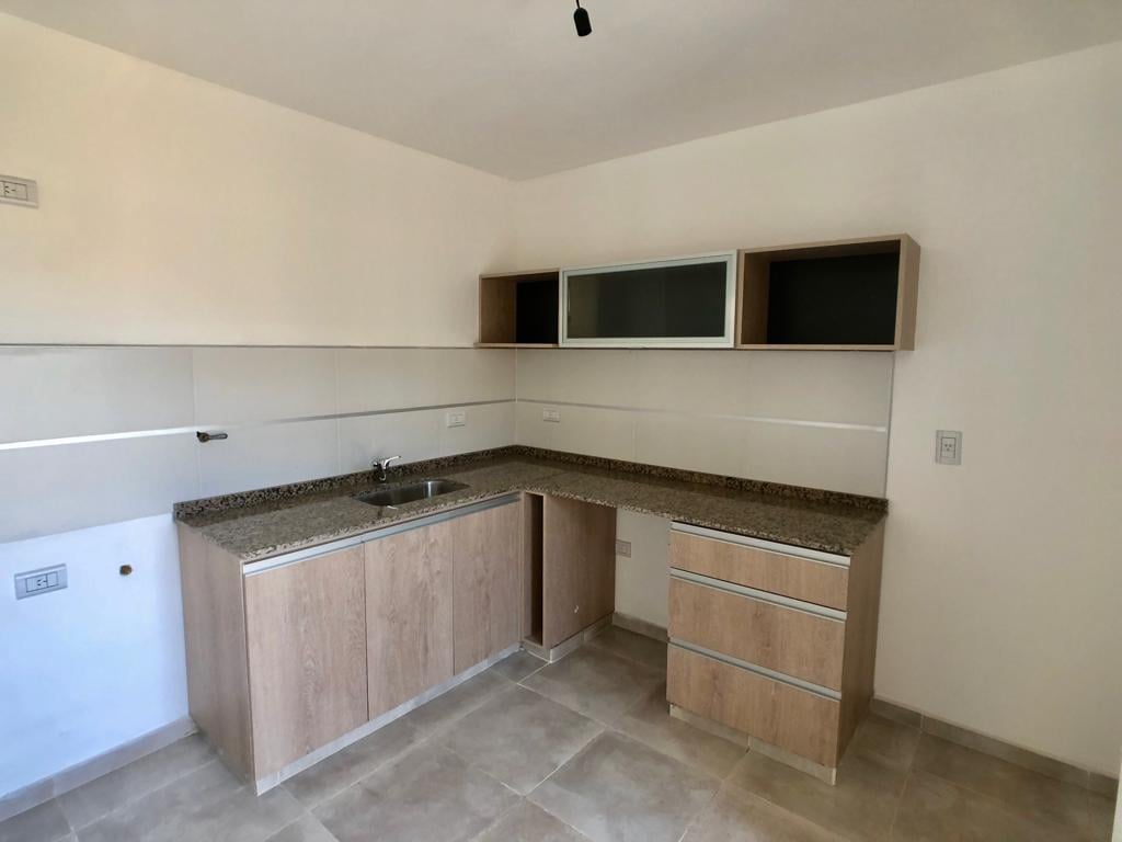 Foto de Se alquila dúplex 3 dormitorios 2 baños en Valle Cercano, imagen 5