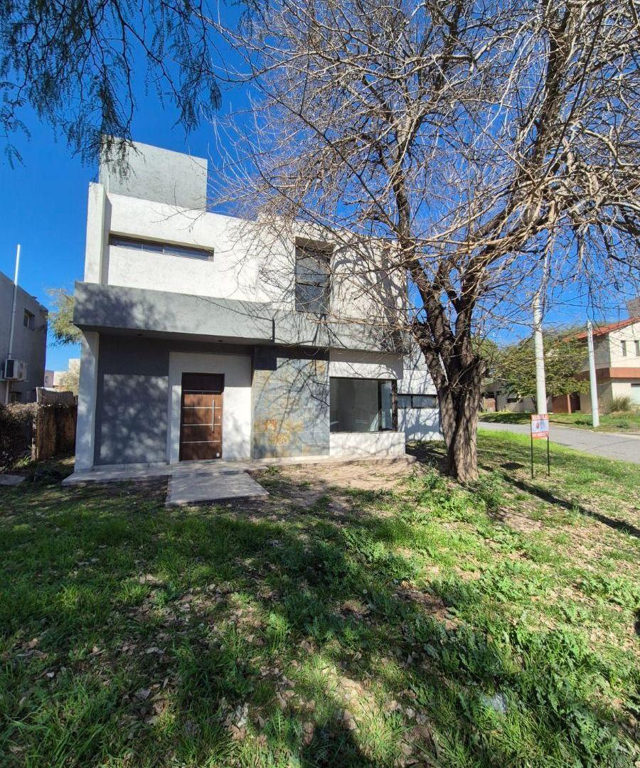 Foto de ALQUILER CASA EN LA ESTANZUELA, 2 DORM. COCHERA, imagen 1