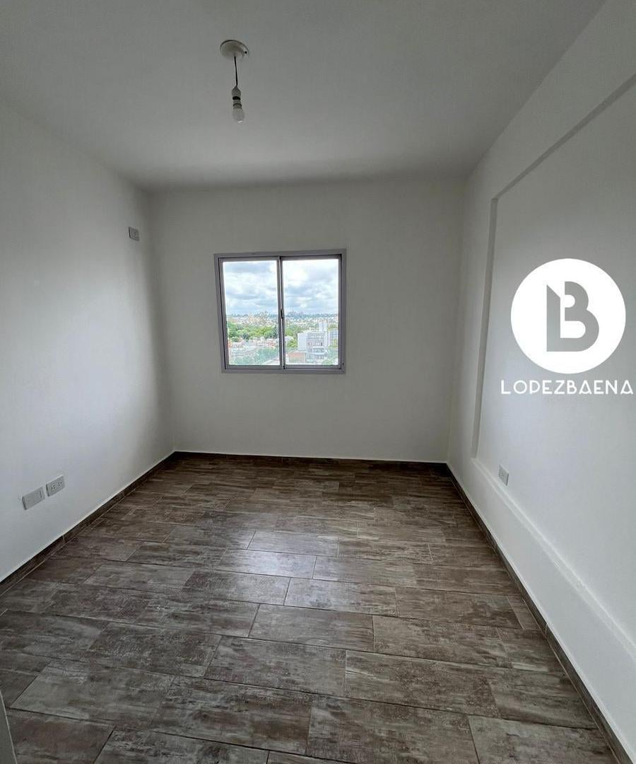 Foto de Departamento en Alquiler en Barrio General Paz, con balcon!, imagen 4