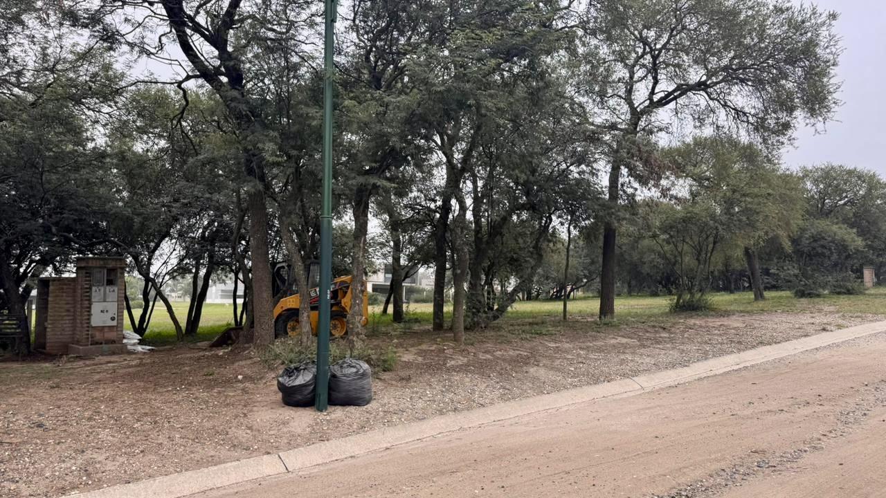 Foto de Se vende terreno en VALLE DEL GOLF primera etapa superficie de 1500, imagen 4