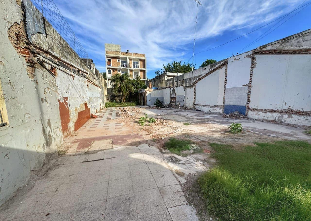 Foto de Venta Terreno Sobre Monseñor Pablo Cabrera, imagen 1