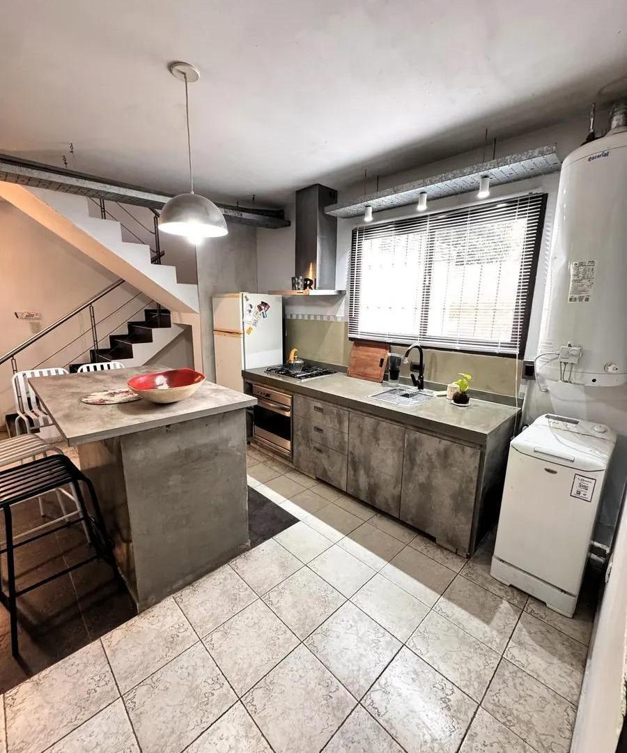 Foto de Casa en venta Barrio Juniors tres dormitorios con pileta, imagen 5