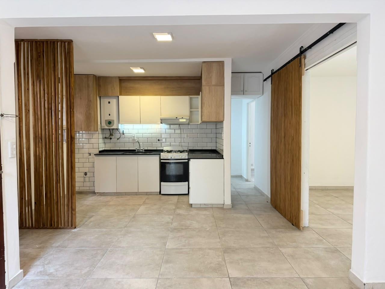 Foto de ALQUILER - DEPARTAMENTO 2 DORM - B° JARDIN, imagen 2