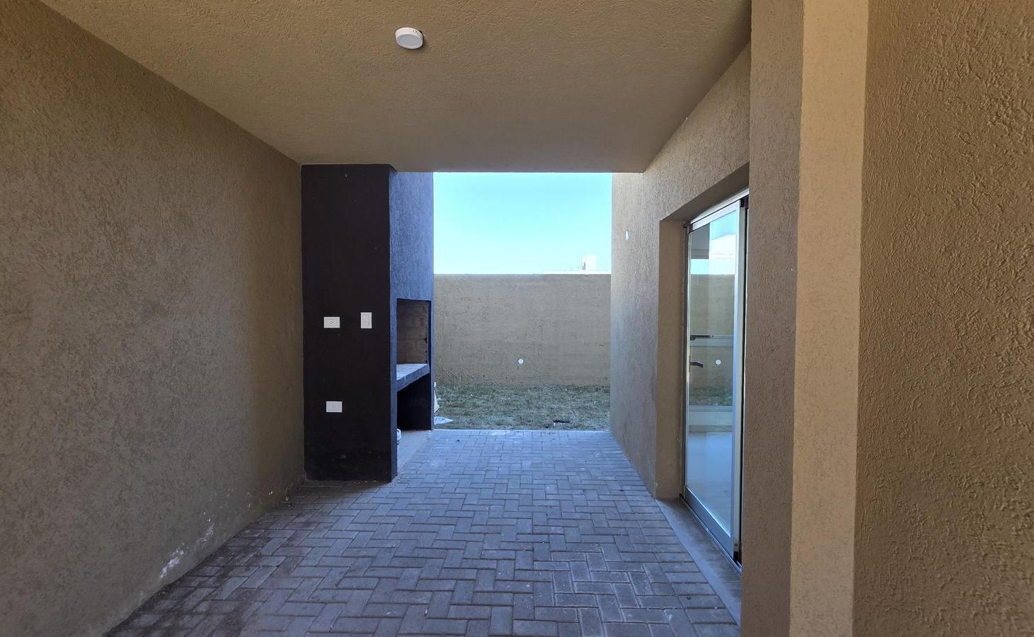 Foto de VENTA DUPLEX 3 DORMITORIOS DOCTA A ESTRENAR CON CALDERA Y GAS NATURAL, imagen 5