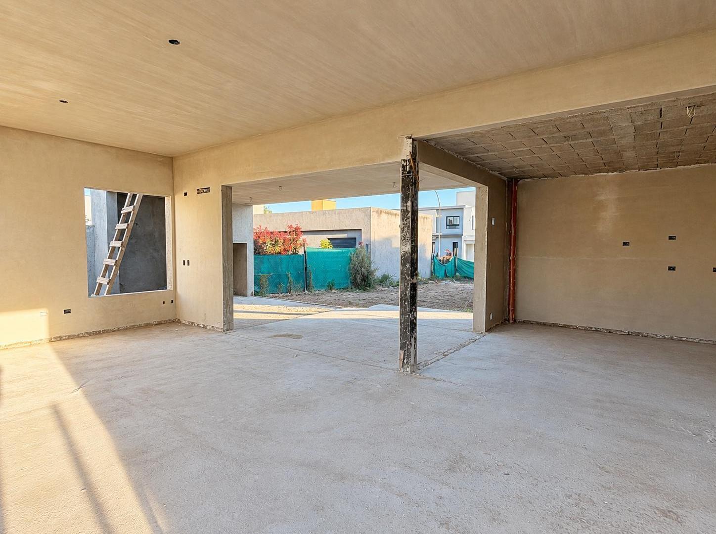 Foto de ANTIGUA ESTANCIA – VILLA ALLENDE! Una Planta, Pileta y Galería con, imagen 5