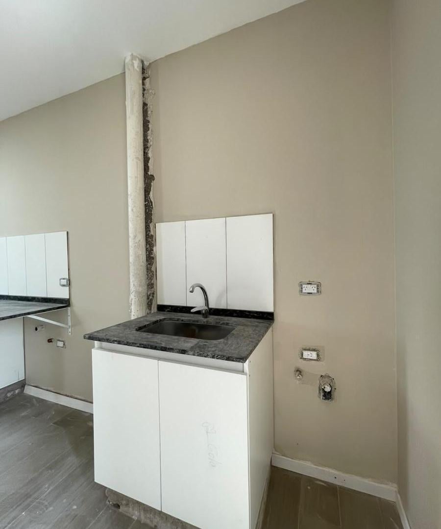 Foto de VENTA CASA EN UNA SOLA PLANTA 3 DORM DOCTA CENTRAL, imagen 4