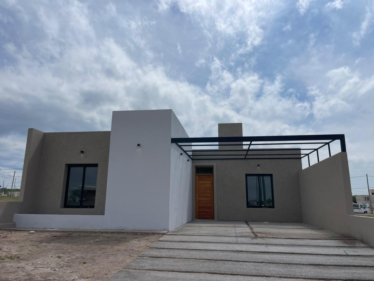 Foto de VENTA CASA EN UNA SOLA PLANTA 3 DORM DOCTA CENTRAL, imagen 1