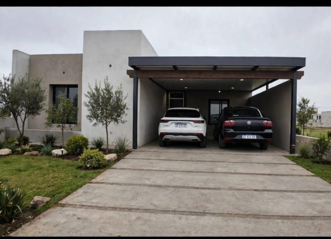 Foto de VENTA CASA EN UNA SOLA PLANTA 3 DORM DOCTA CENTRAL, imagen 2