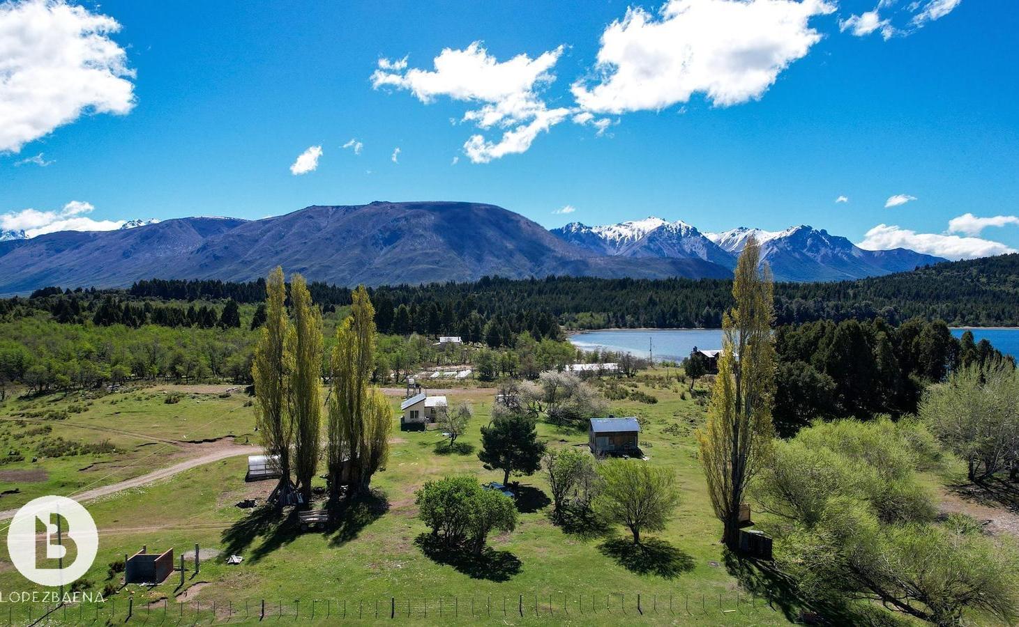 Foto de Campo a la Venta con costa de lago, imagen 1