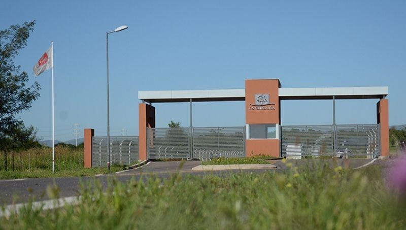Foto de HERMOSO LOTE EN LA CERCANIA, imagen 4
