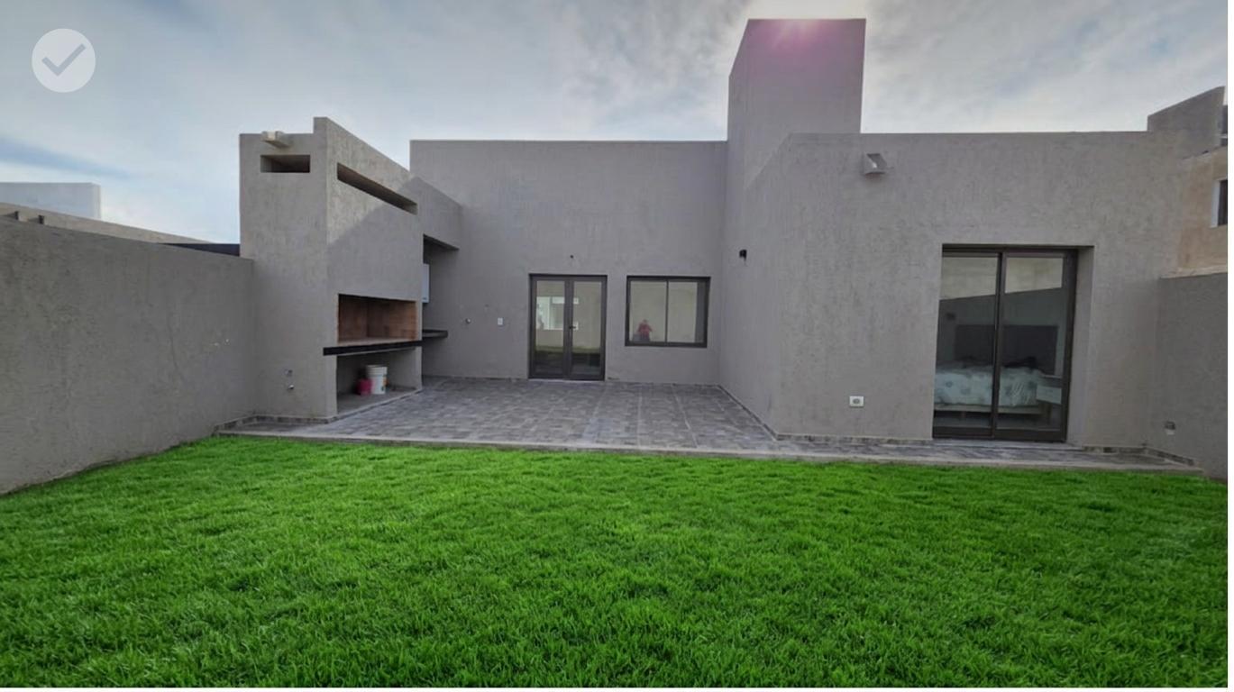 Foto de VENTA EN DOCTA CASA EN UNA PLANTA A ESTRENAR 3 DORMITORIOS MUY LUMINOSA, imagen 3