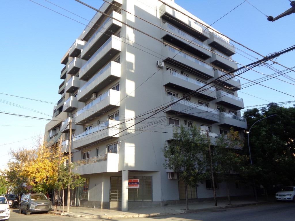 Foto de VENTA LOCAL COMERCIAL EN B ALBERDI, IDEAL INVERSION!!!, imagen 2