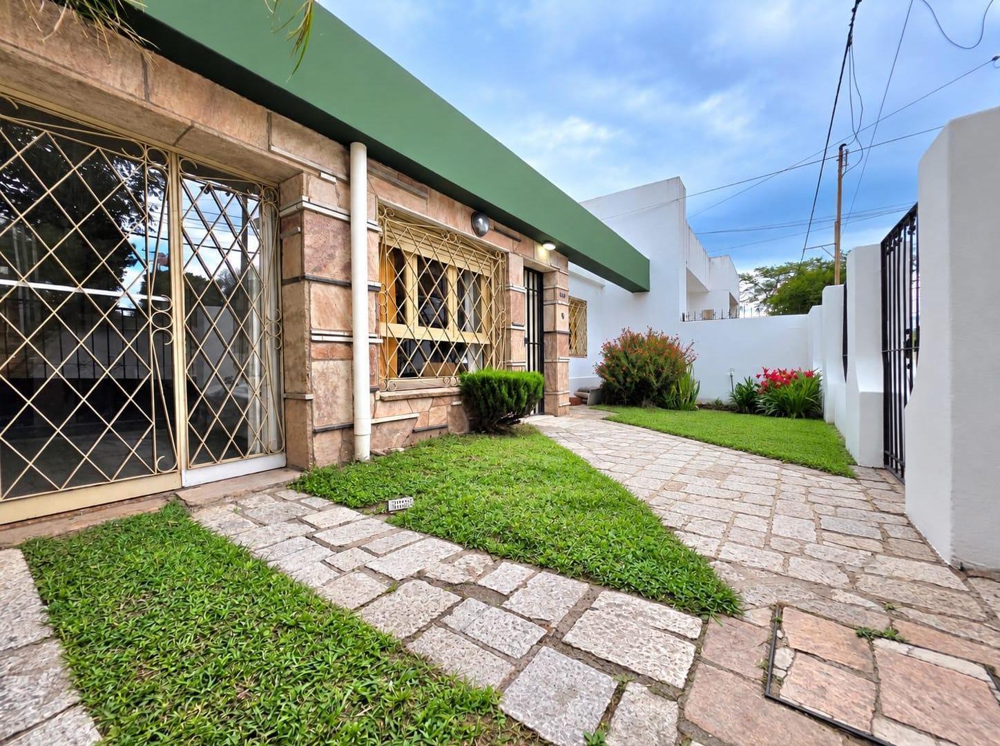 Foto de Casa en Villa Cabrera, imagen 1