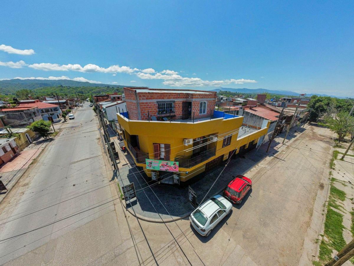Venta Casa + Local Comercial B° San Franc de Alava 5