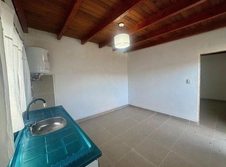 VENTA CASA 400 M² B° LOS PERALES 4