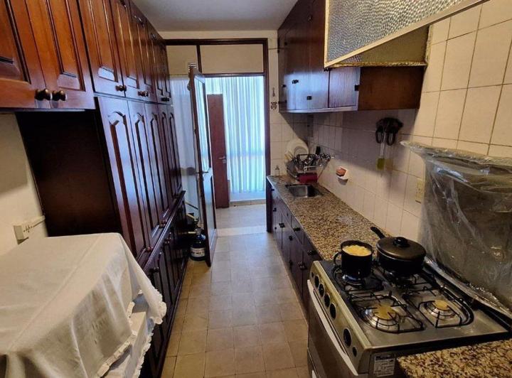 VENTA DE DEPARTAMENTO 2 DORM CALLE DORREGO 5