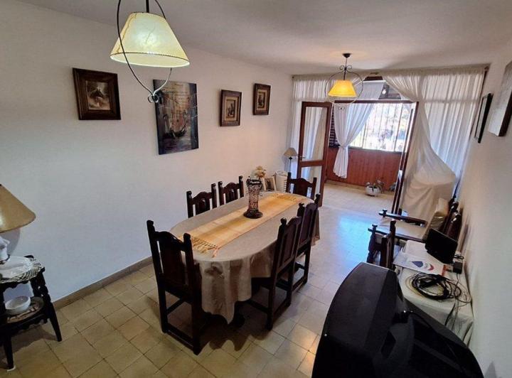 VENTA DE DEPARTAMENTO 2 DORM CALLE DORREGO 1