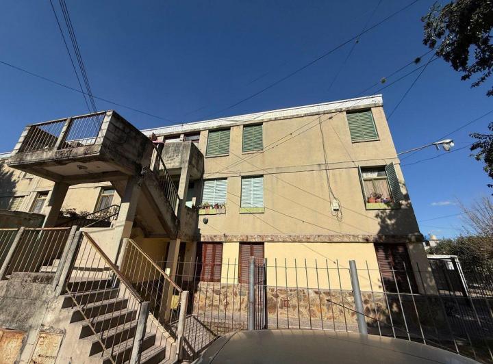 VENTA DEPARTAMENTO 3 DORM. B° MALVINAS 3