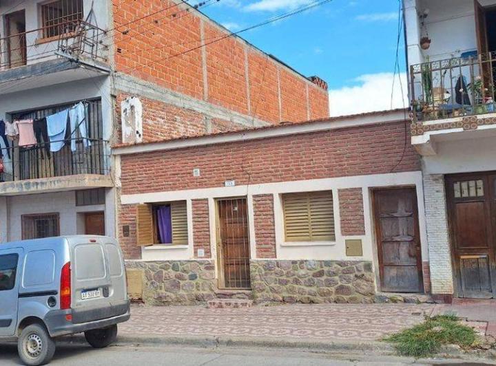 VENTA DE CASA EN ALTO GORRITI 4 DORM 4