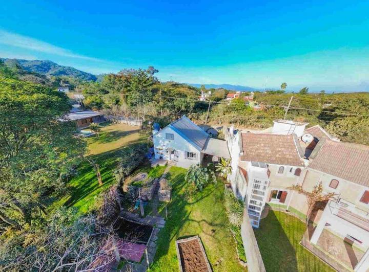 VENTA CASA 3 DORMITORIOS -B° ALTO LA VIÑA 3