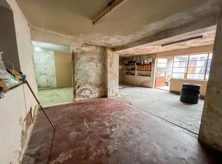 VENTA CASA ALMIRANTE BROWN 5