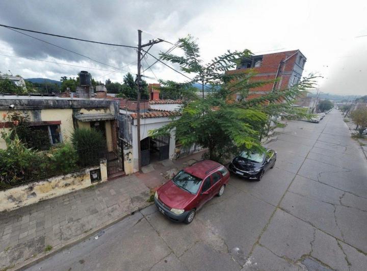 VENTA CASA ALMIRANTE BROWN 2