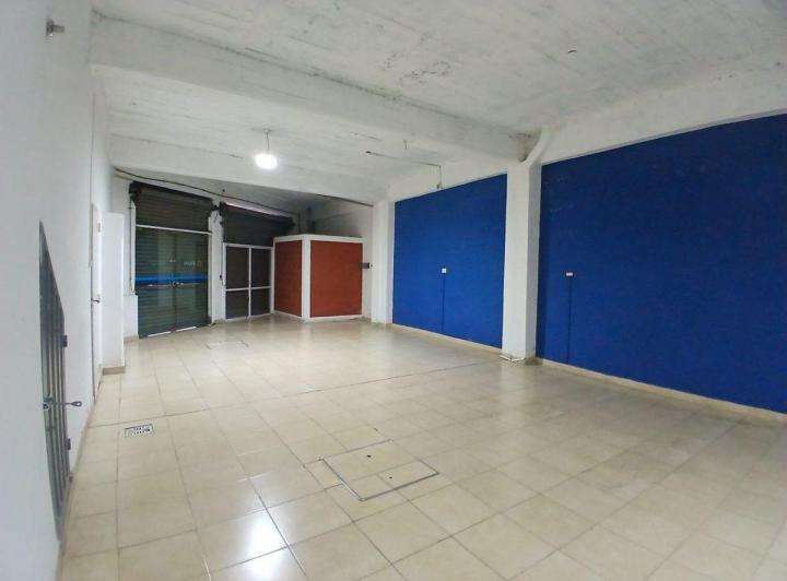 ALQUILER LOCAL 200M2  - B° CENTRO PERICO 4