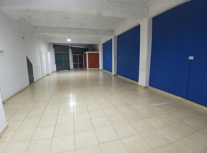 ALQUILER LOCAL 200M2  - B° CENTRO PERICO 5