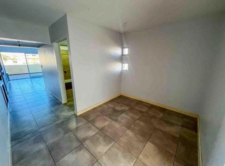 ALQUILER DEPTO 83M2 CENTRO 5