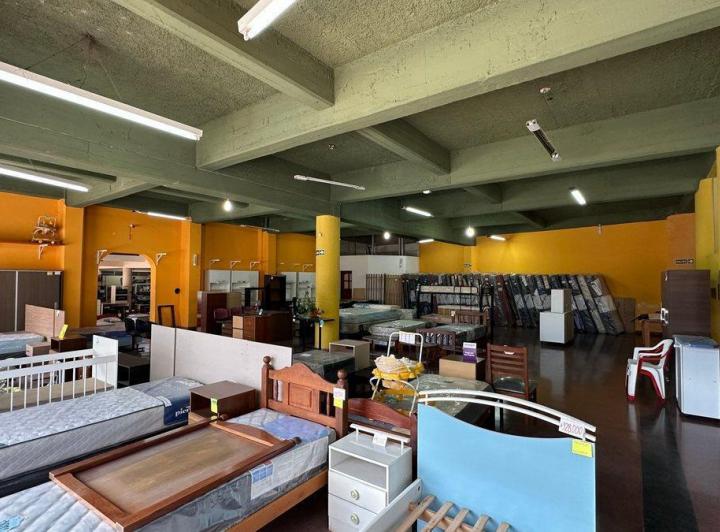 ALQUILER LOCAL COMERCIAL 445 M² B° ALTE BROWN 4