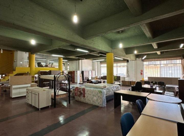 ALQUILER LOCAL COMERCIAL 445 M² B° ALTE BROWN 5