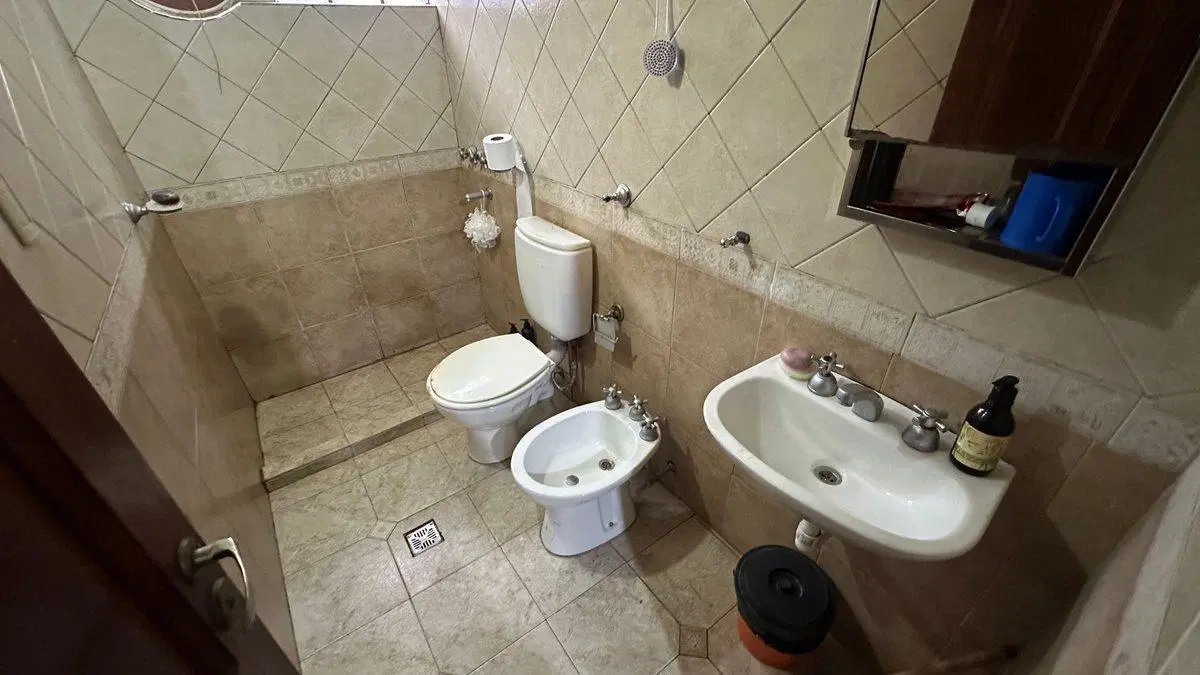 VENTA CASA + DTOS EN B° CIUDAD DE NIEVA 5