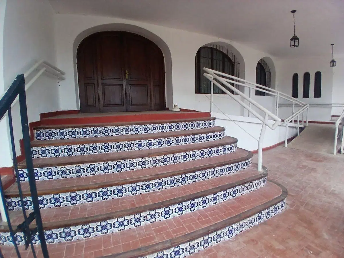 CASONA EN ALQUILER COMERCIAL B° ALTO LA VIÑA 3