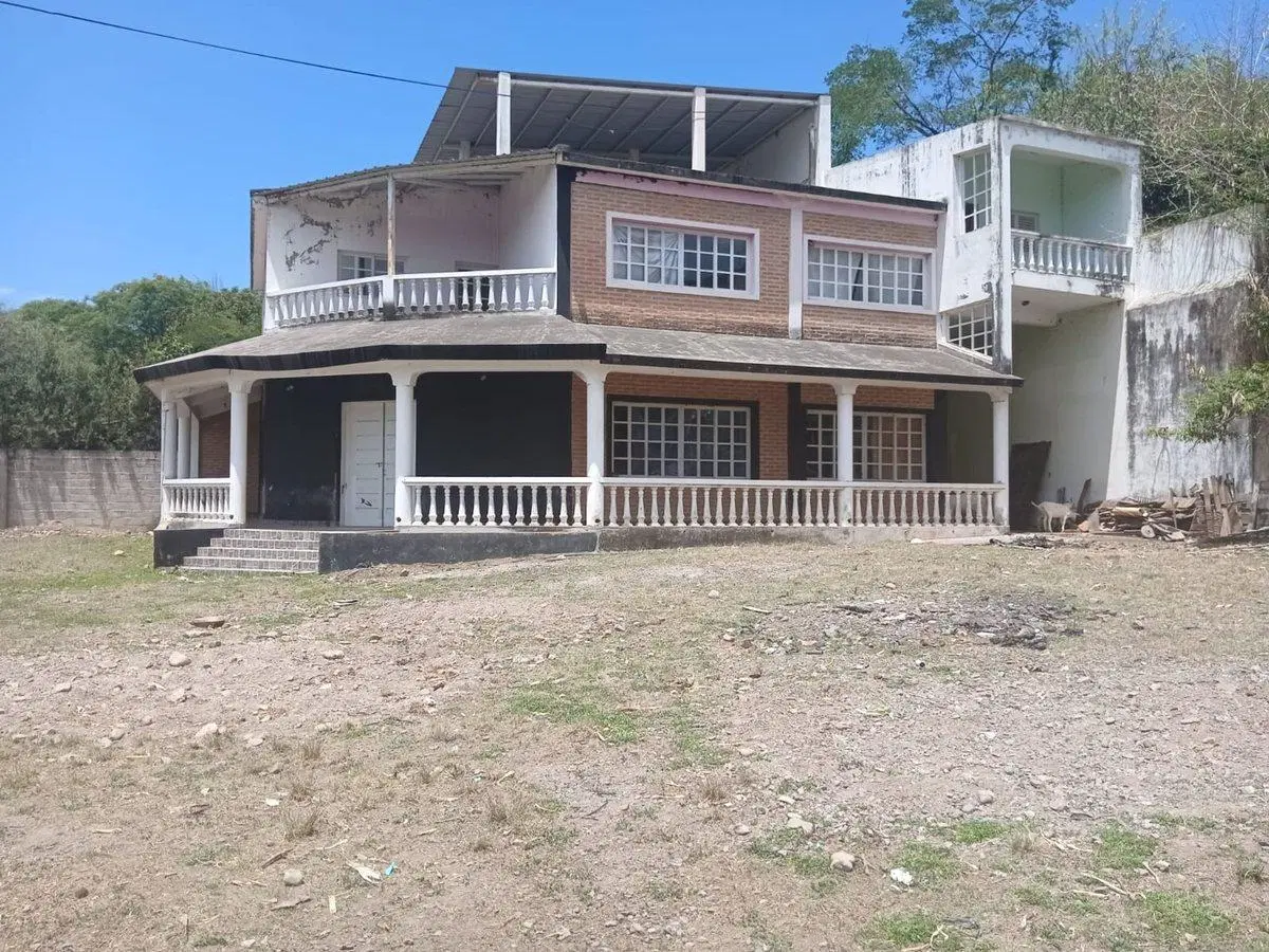 VENTA CASA EN HIGUERILLAS S/N 7 DORMITORIOS 3