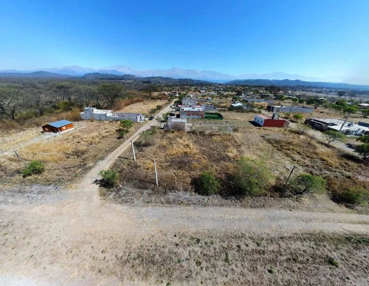 VENTA TERRENO 300m2 EN NUEVO ALISOS 5